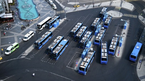 Собянин: к 2030 году число электробусов в Москве утроится