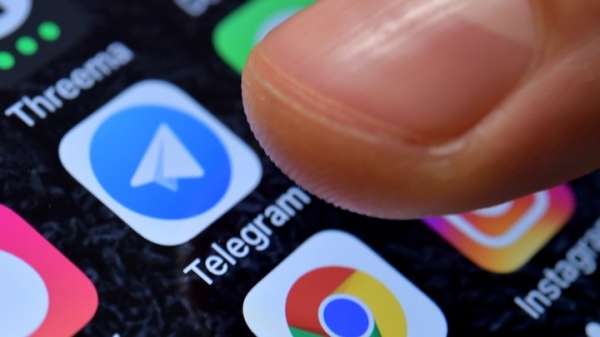 В Telegram появились "реакции", встроенный переводчик и защита от спойлеров