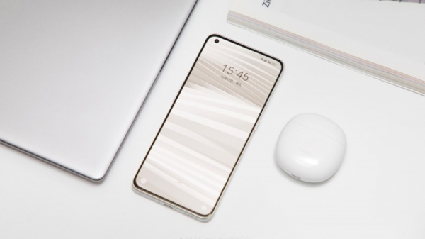 Новый смартфон Realme удивляет "бумажным" дизайном